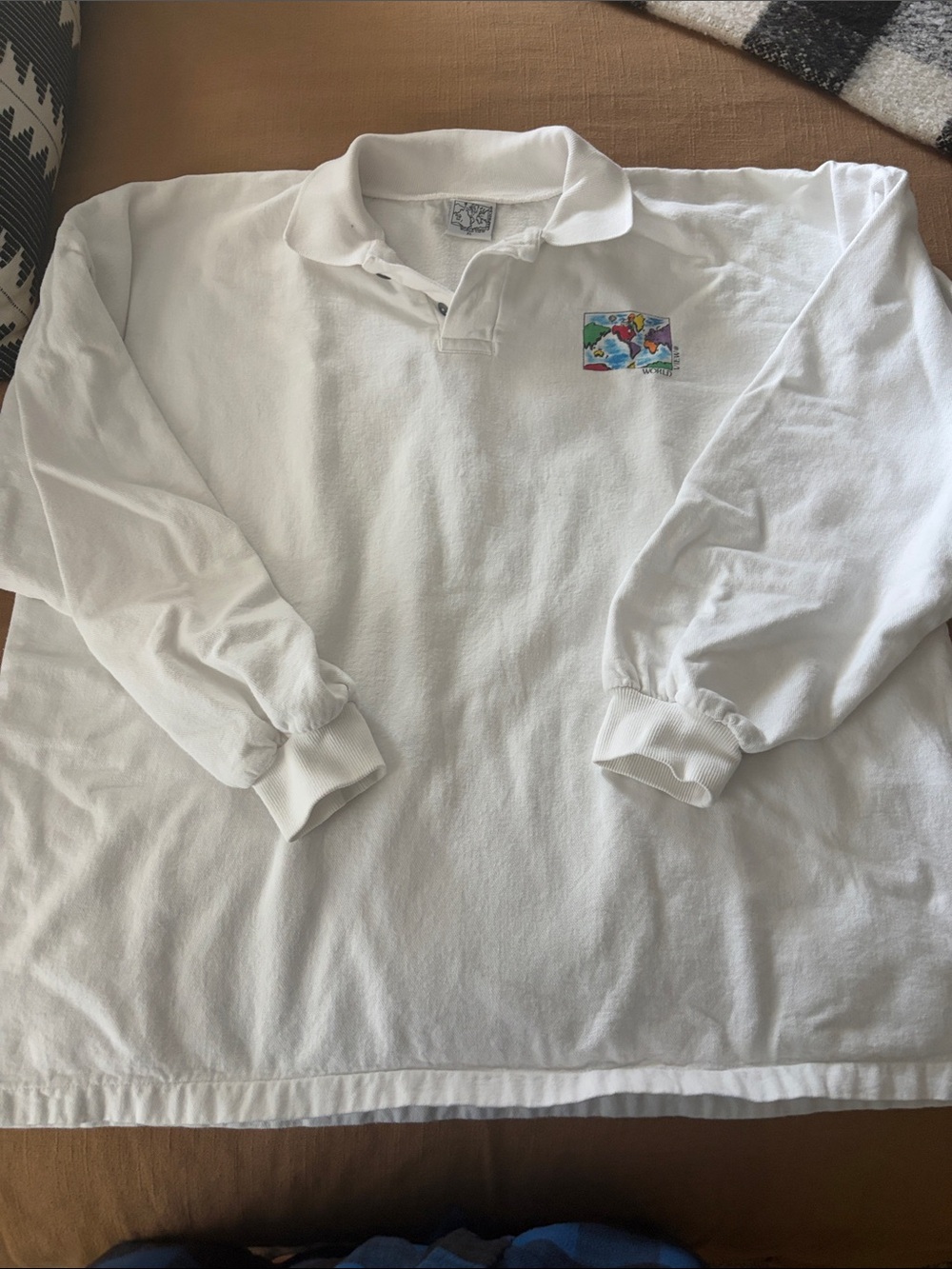 Vintage World View Martha’s Vineyard golf  rugby style long sleeve shirt